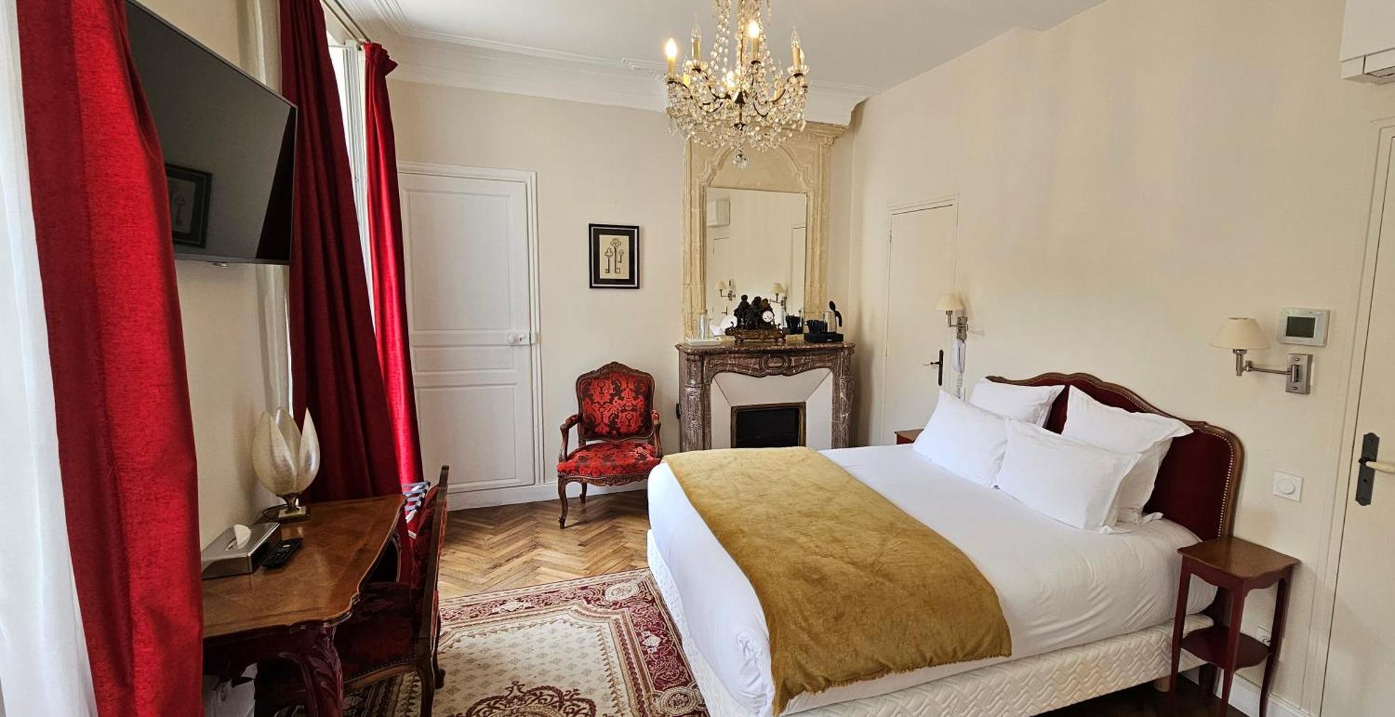 Le Tardif, Noble Guesthouse Байе Экстерьер фото