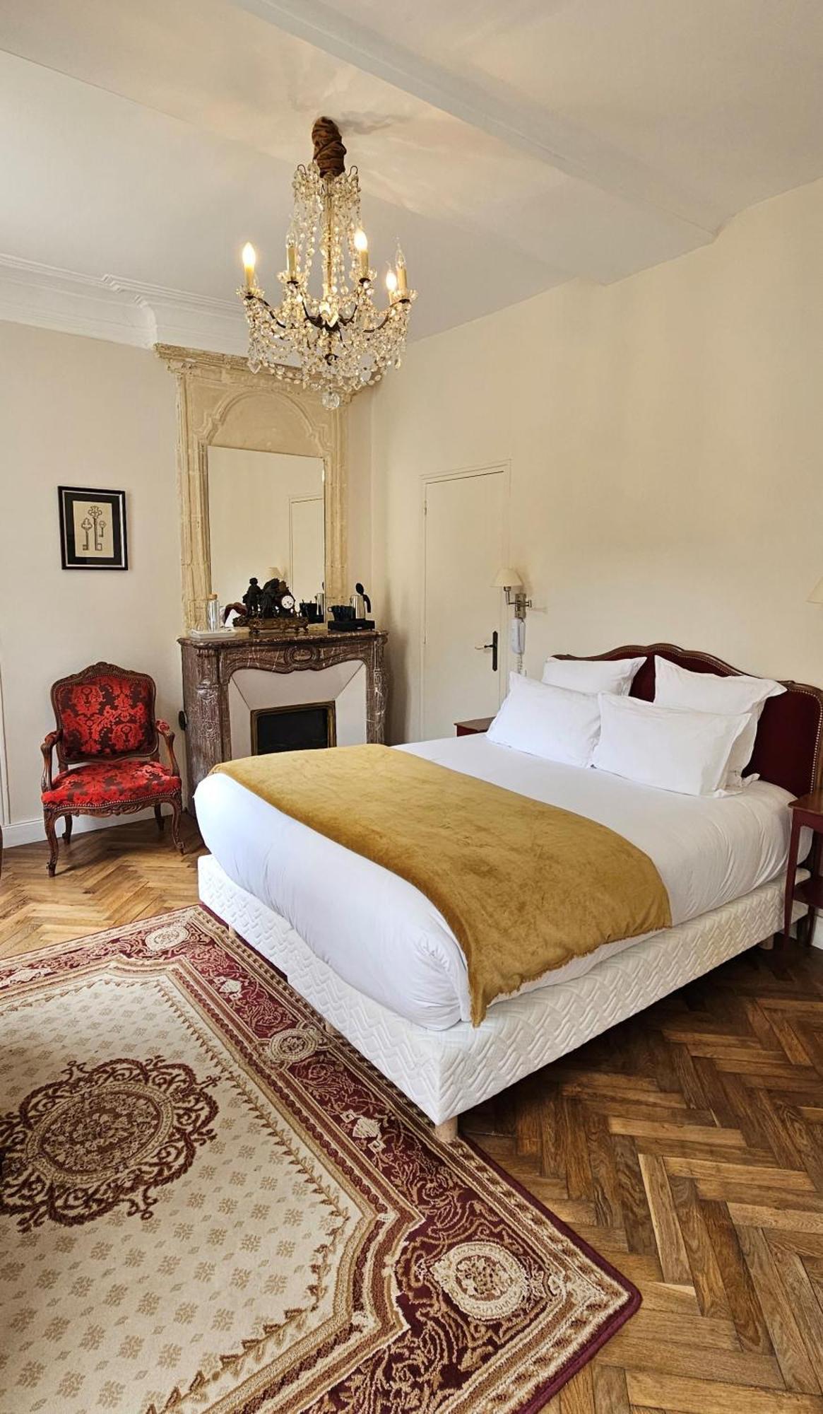 Le Tardif, Noble Guesthouse Байе Экстерьер фото