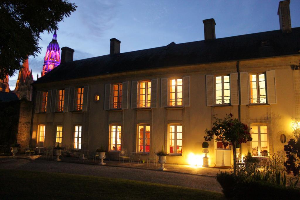 Le Tardif, Noble Guesthouse Байе Экстерьер фото